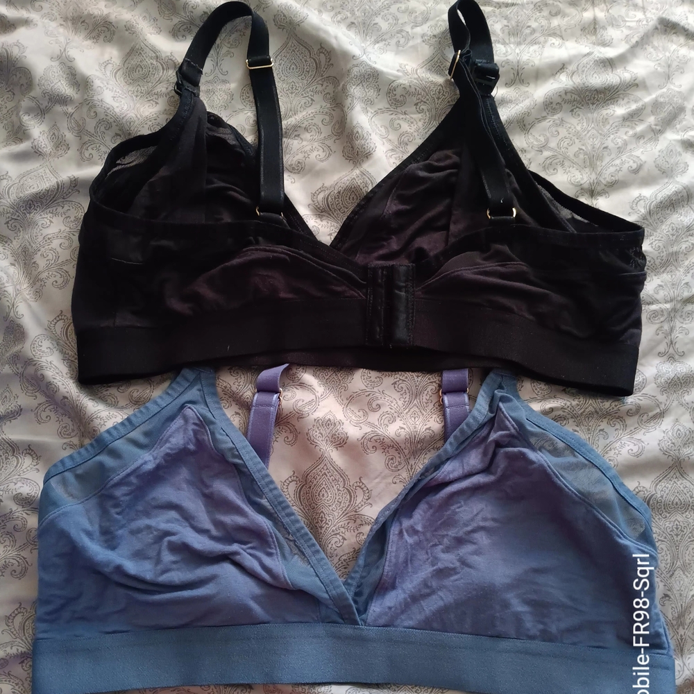 Women's Black and Blue Intimates Set